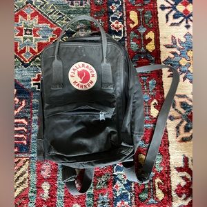 FJALLRAVEN small back pack!